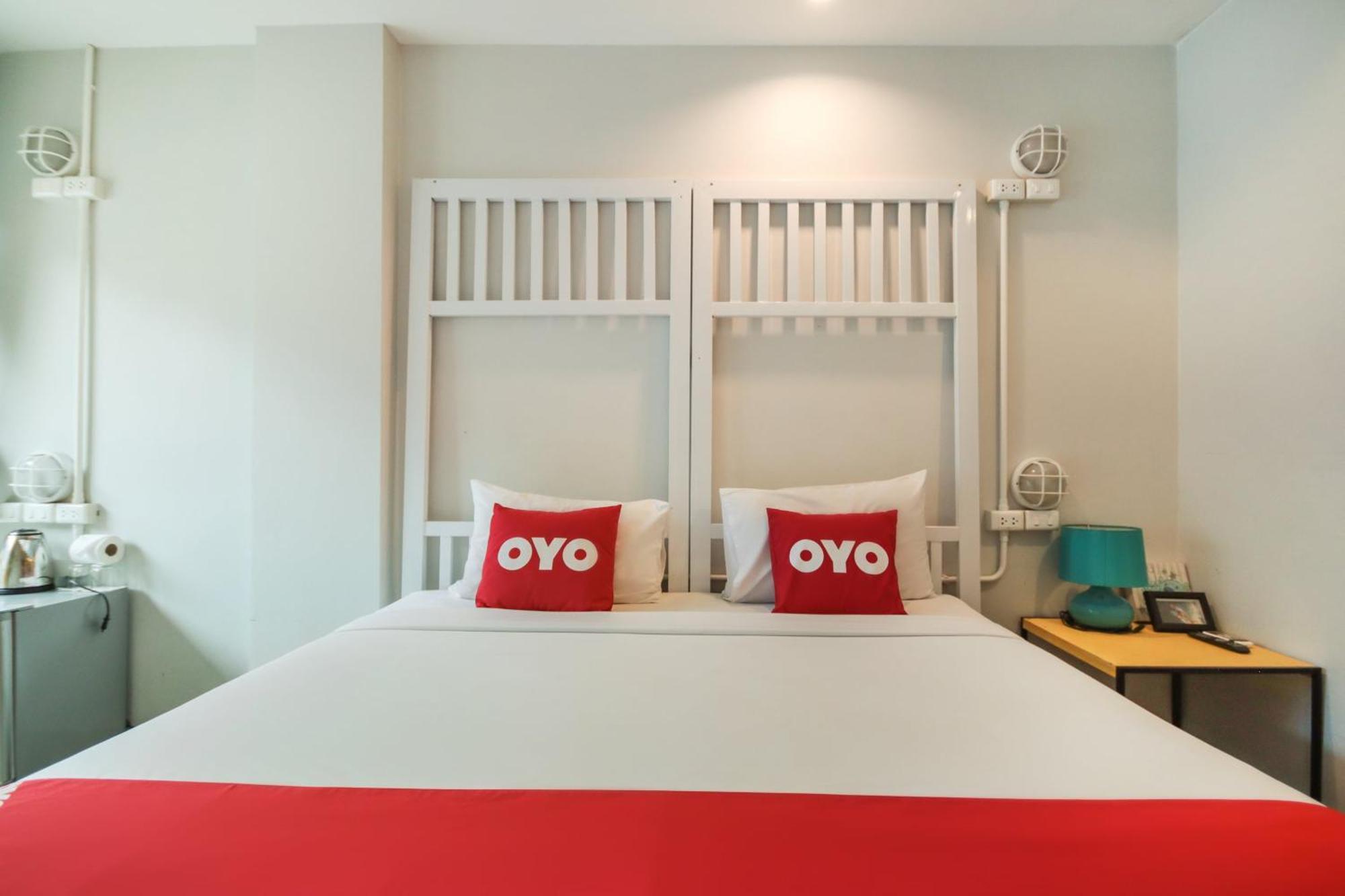 Oyo 1074 Fin Hostel Kata-stranden Eksteriør bilde