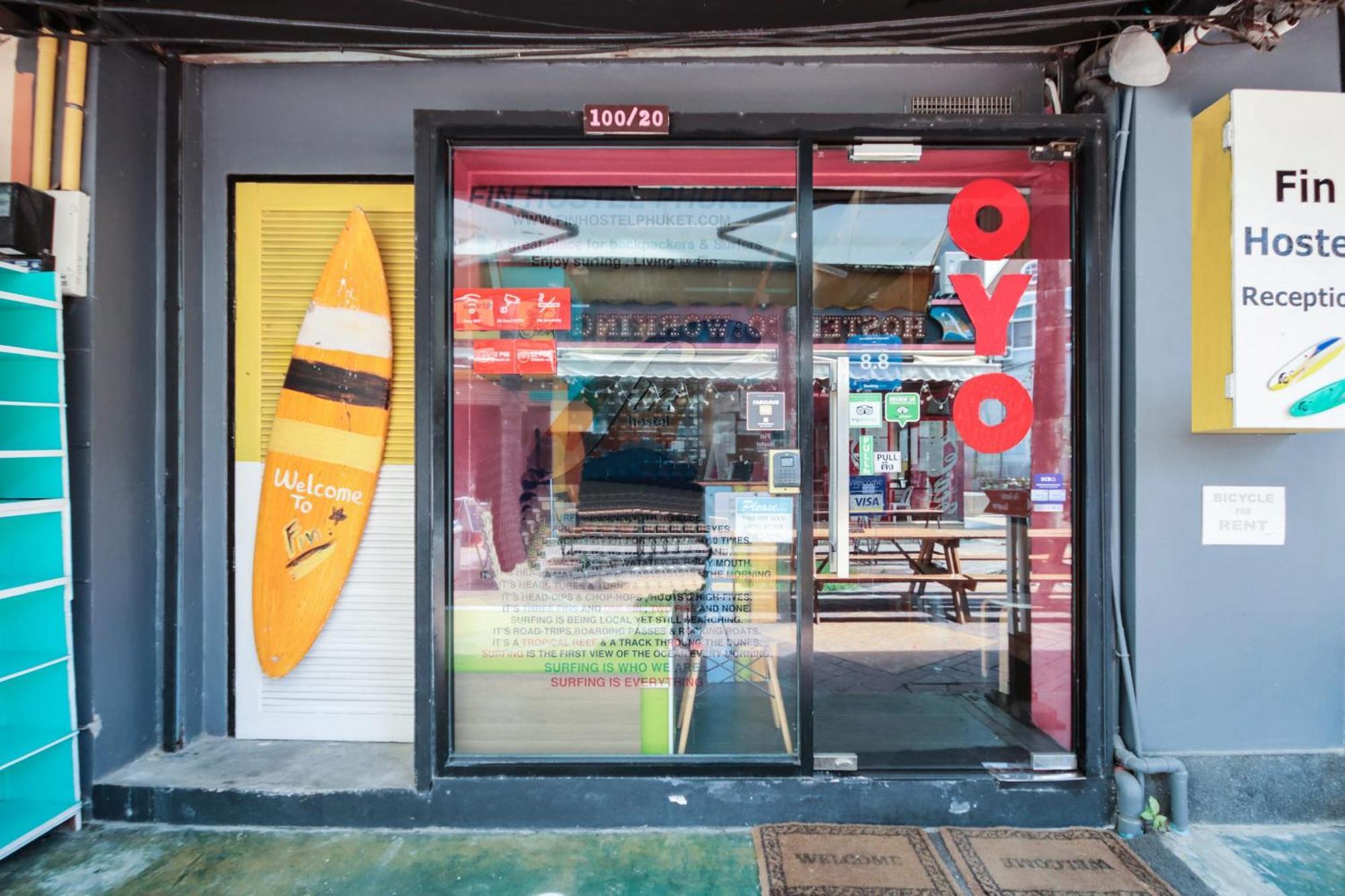Oyo 1074 Fin Hostel Kata-stranden Eksteriør bilde